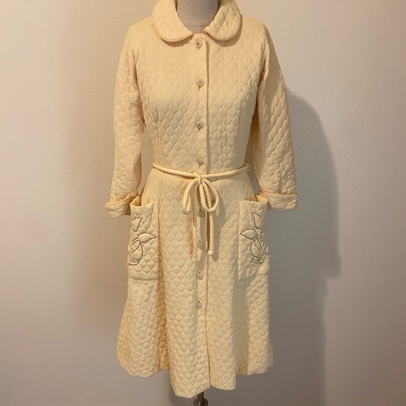 Vintage Other - Vintage Lemon Adonna Penny’s Robe